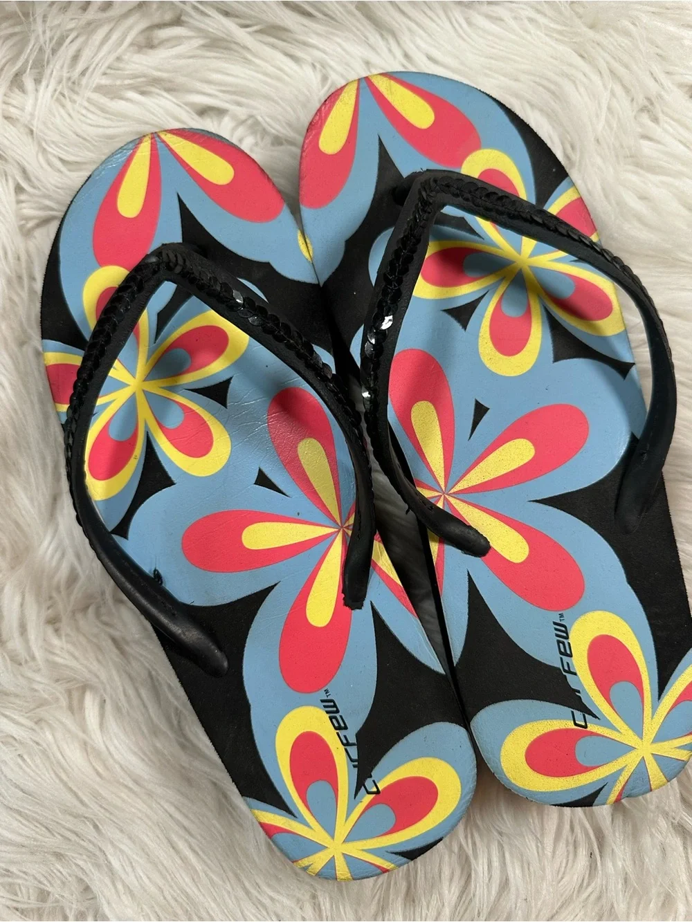 Curfew • Y2K Vintage Platform Sequin Floral Flip Flops